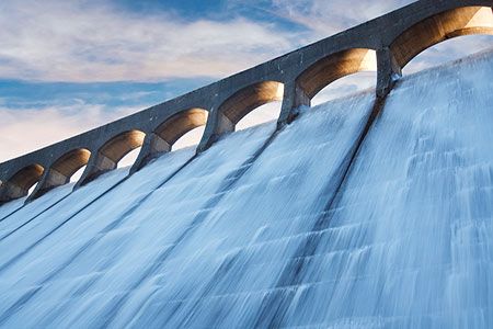 China's hydropower growth outstrips thermal power in July