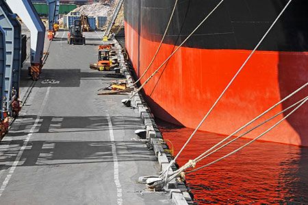 Sibanthracite Group loads coal shipment on first panamax vessel from Port of Taman